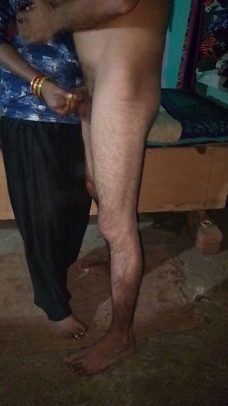 Desi milf woman outdoor sex