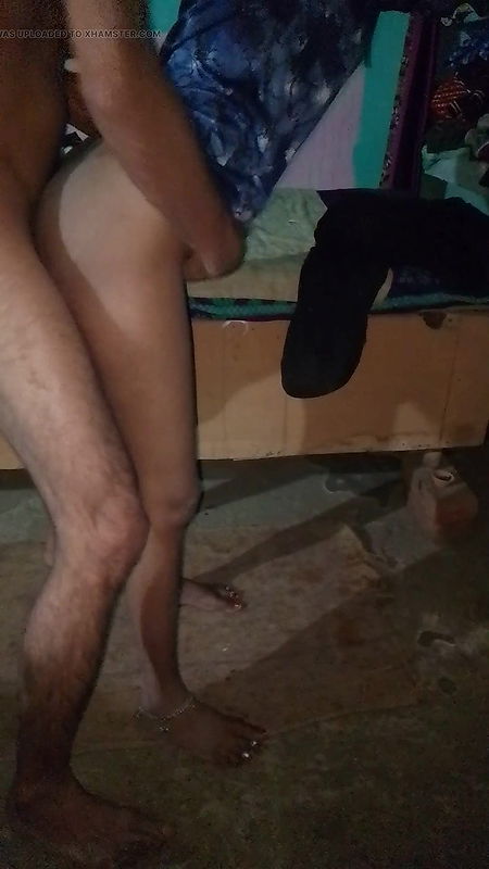 Desi milf woman outdoor sex