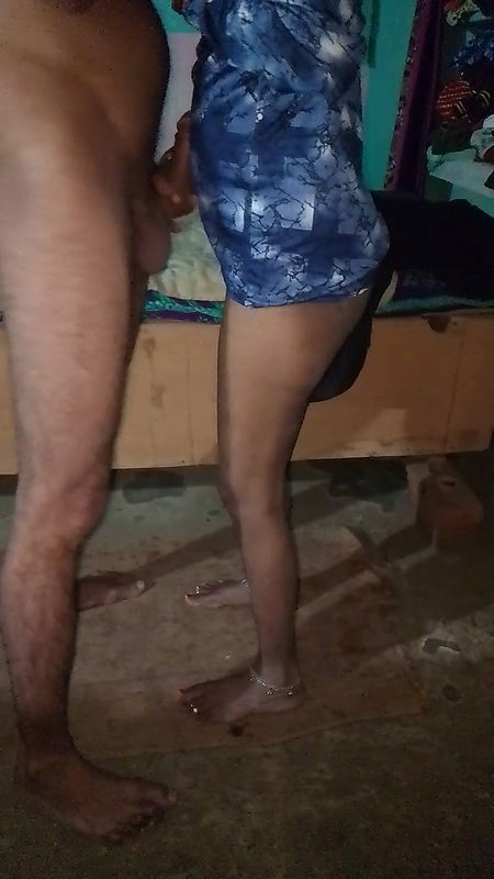 Desi milf woman outdoor sex