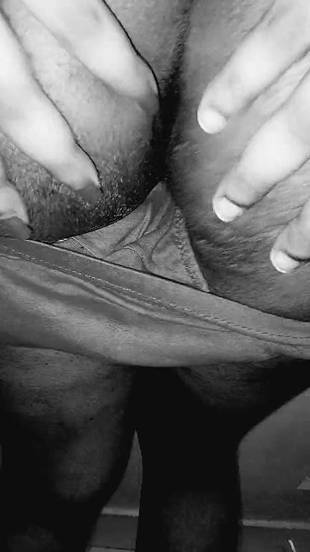 Desi Office Girl removing her clothes