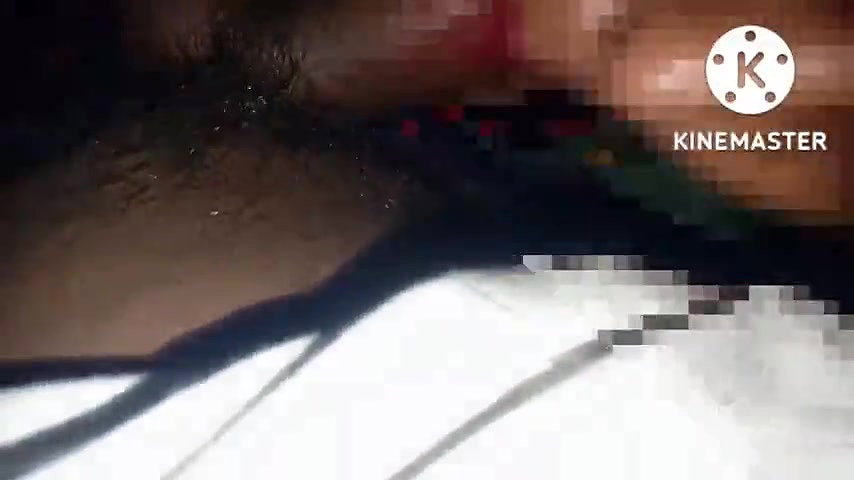 Desi pdoswali bhabi ne lipstick lga kr land ka pani pi gyi so hot bhabi ne lipstick lga kr land ka pani piya