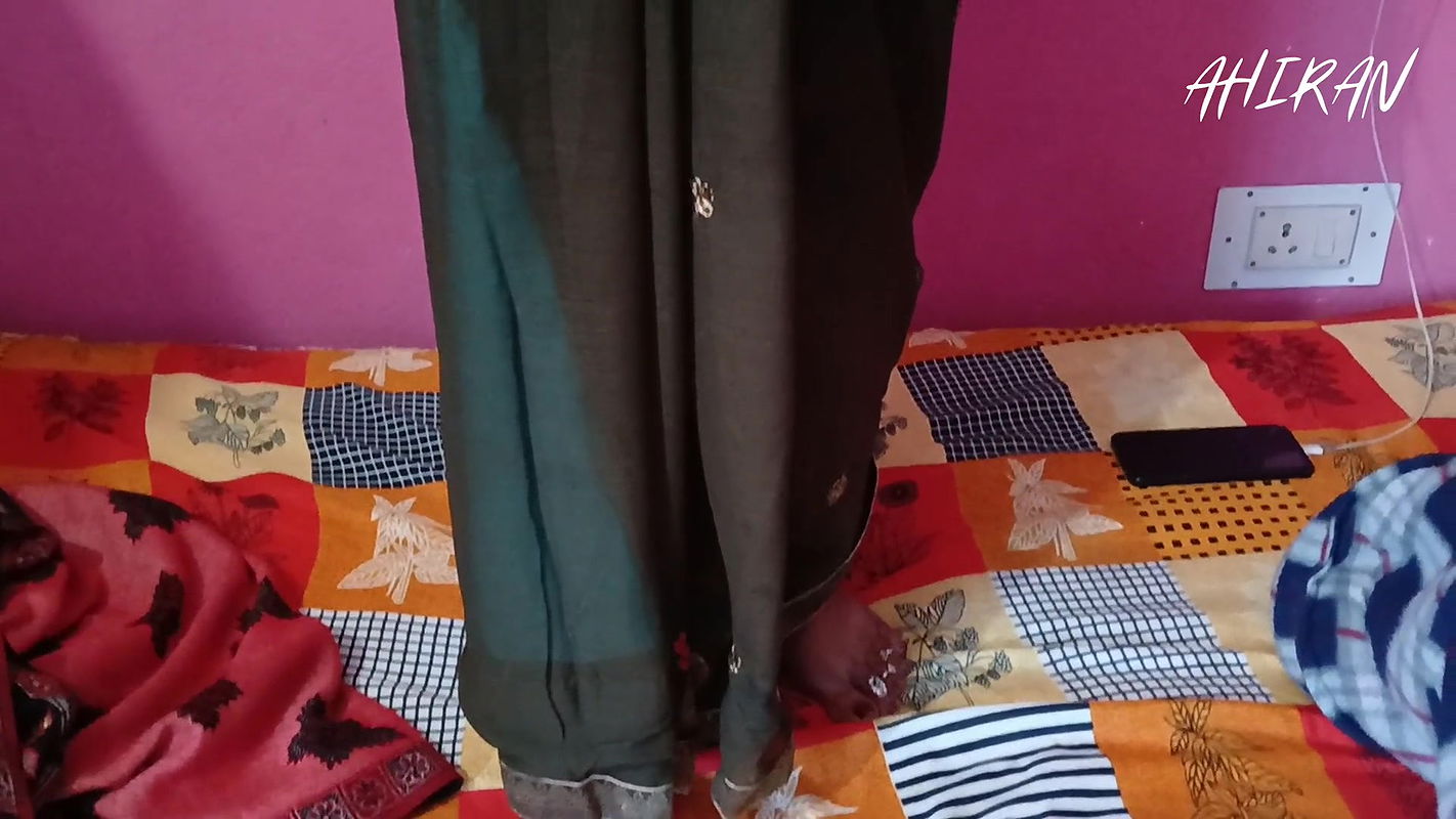 DESI SAPNA BHABI CHUT OR GAND REVIEW