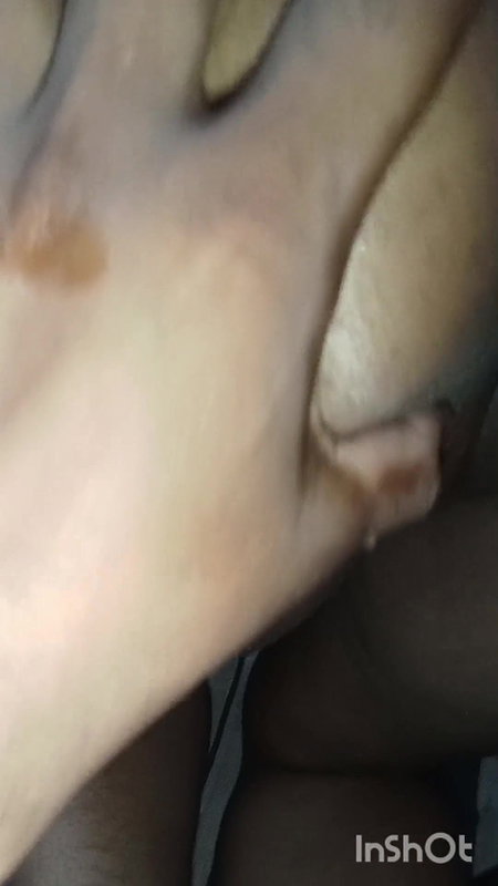 Desi sexy aunty ko mast jamke table lekar choda