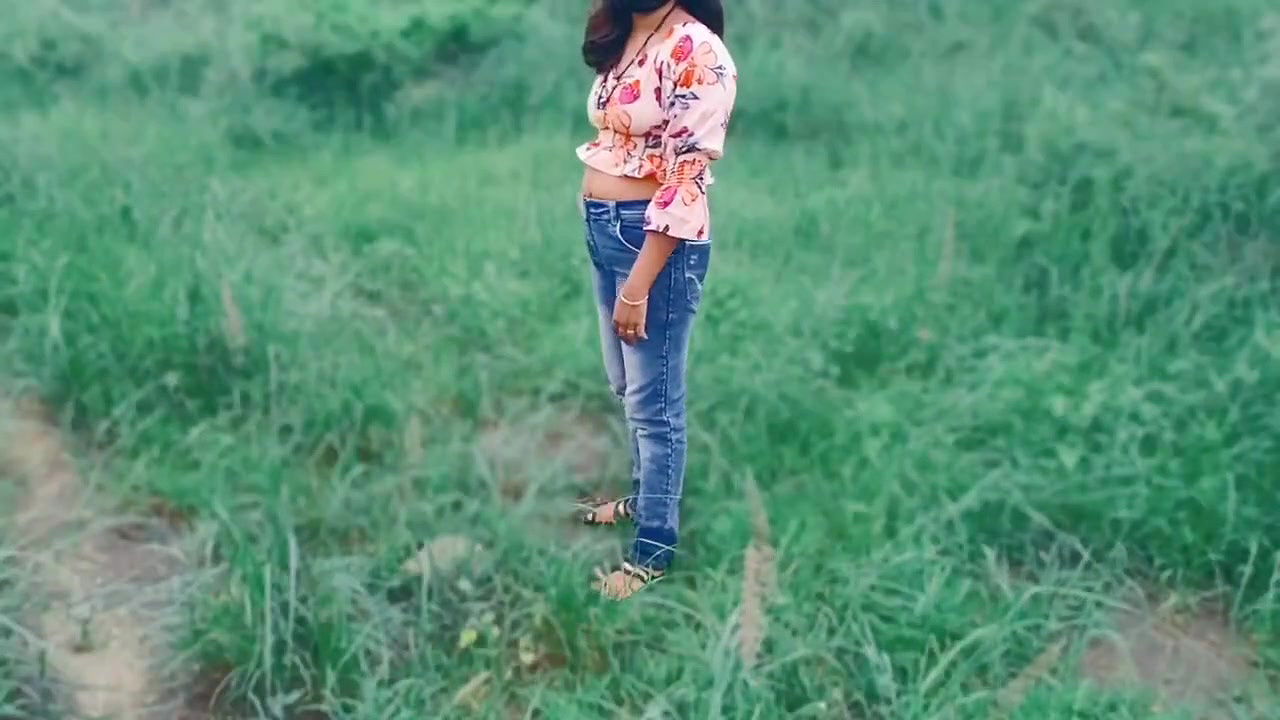 Desi Sexy Soniya Bhabhi fucked when talking with devar, outdoor farms sex Hindi audio