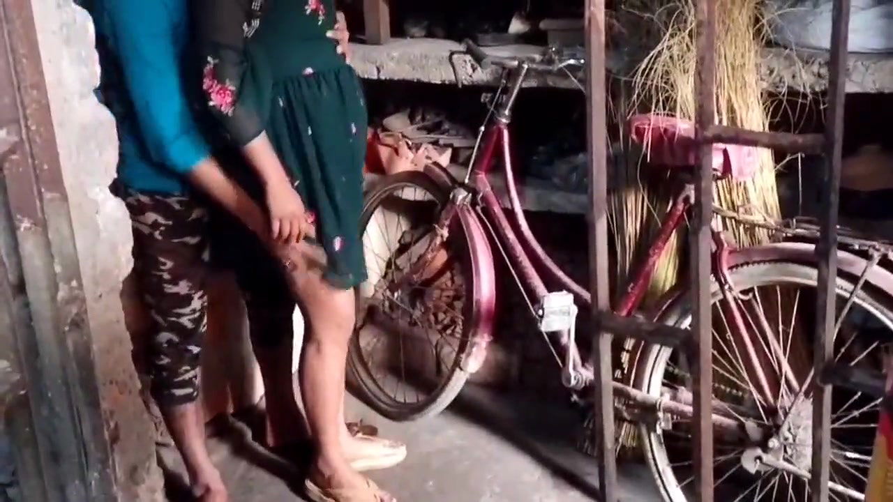 Desi student girl and tution teacher fucking video leaked