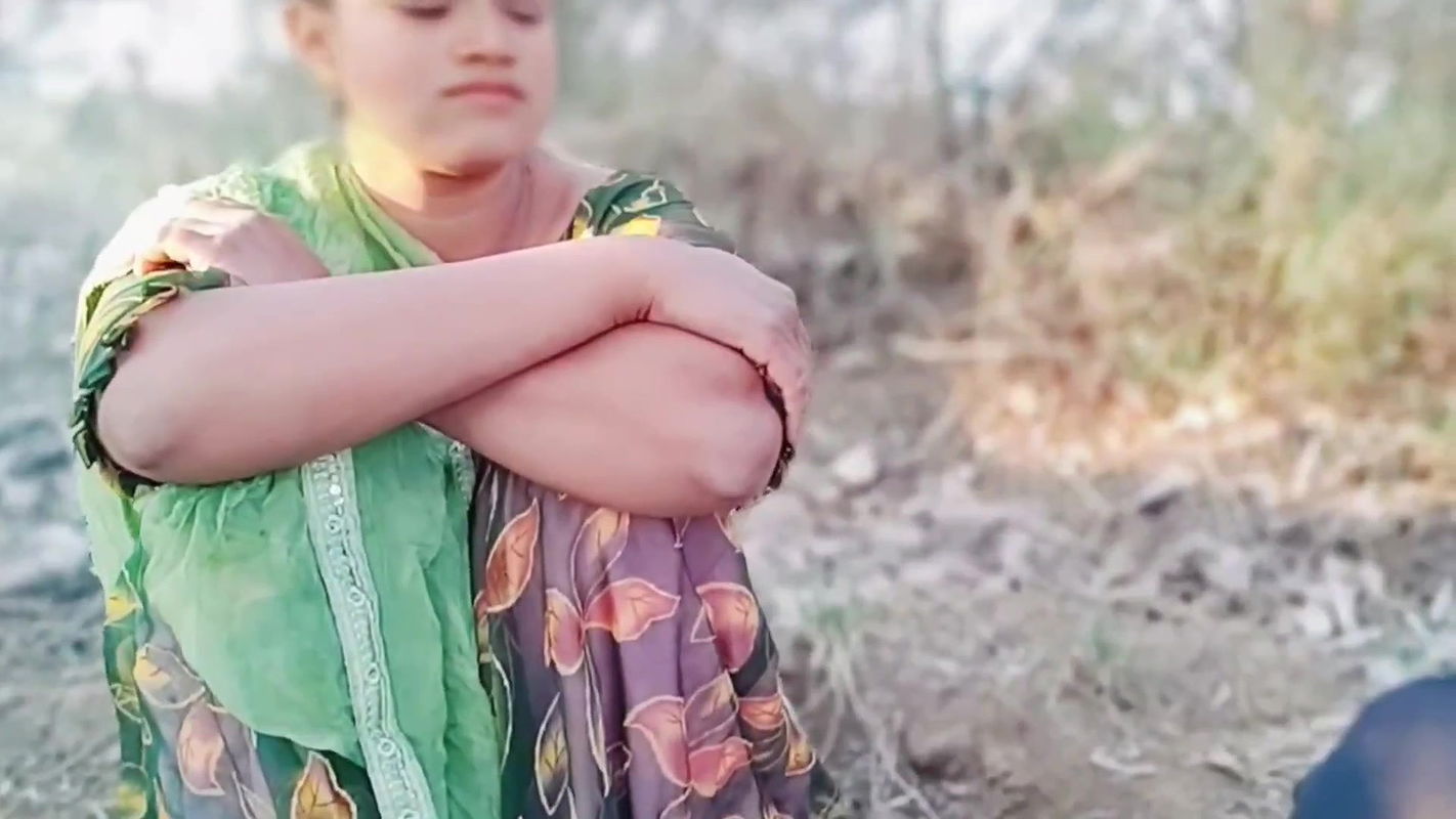 Desi Village stepsister want to get pregnant, stepsister want fucked by Stepbrother, hindi audio xx video