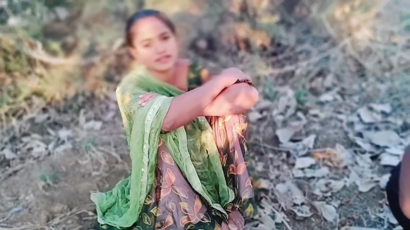 Desi Village stepsister want to get pregnant, stepsister want fucked by Stepbrother, hindi audio xx video