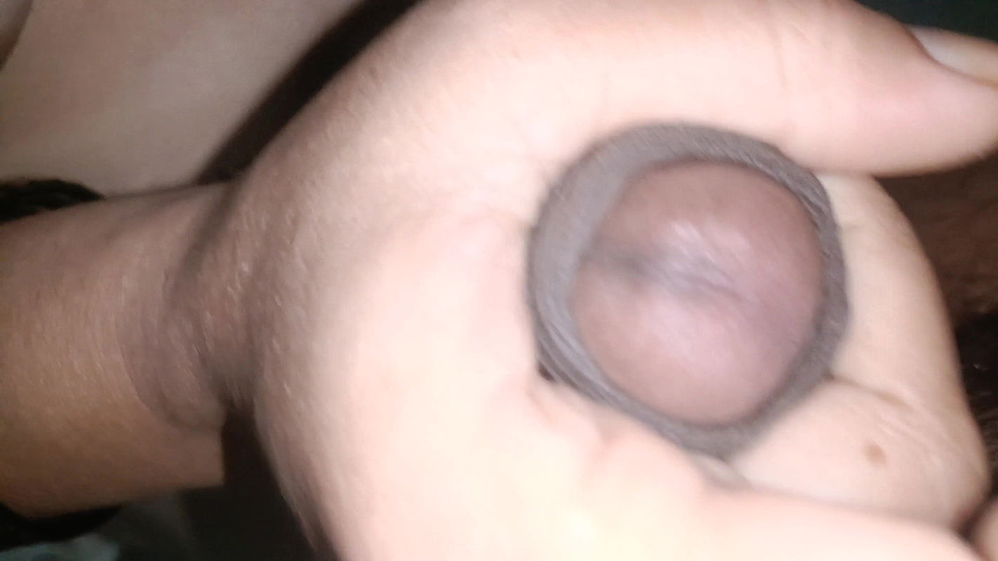 Desi village woman takes out all the water by having fun in her own style, watch the entire 4K video and share the video Watch and like the video and share your