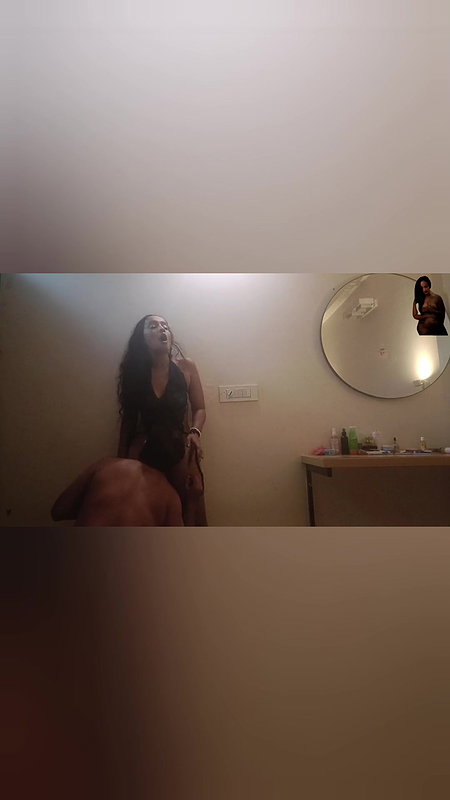 Desi Zoya Malik First time College Friend Ke Saath Hotel Pe Hardcore Sex Kiya Sex xxx Clear Audio