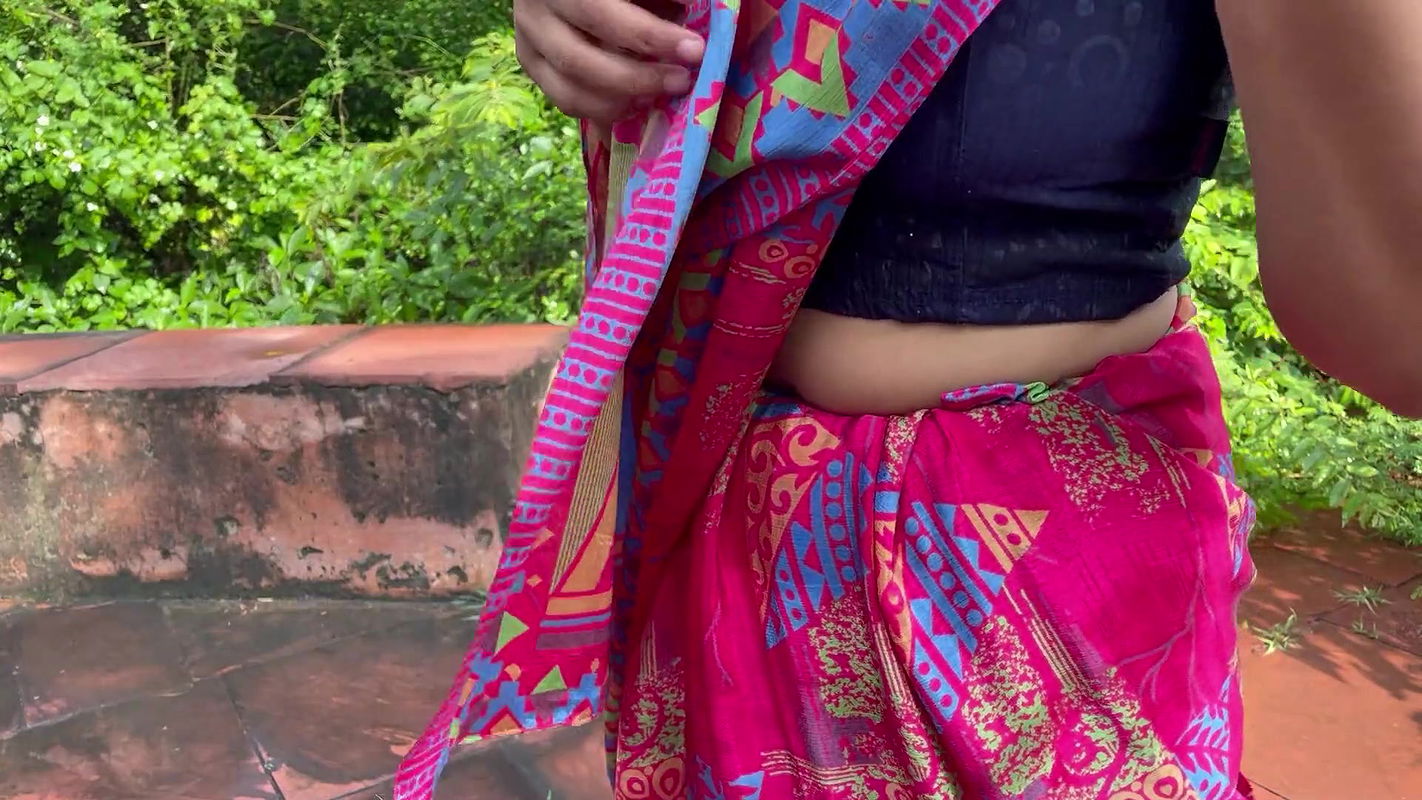 DEVAR BHABHI FUCKING IN JUNGLE (HINDI AUDIO)