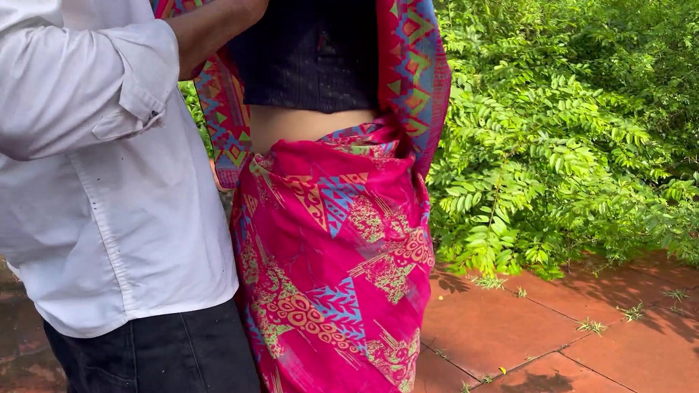 DEVAR BHABHI FUCKING IN JUNGLE (HINDI AUDIO)