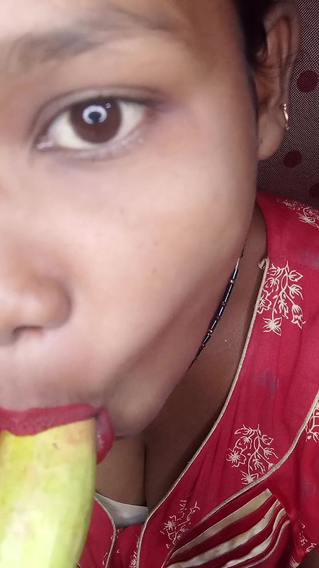 Indian hot bhabhi fingered her pussy and cumshot her (Hindi audio) India local video bhabhi