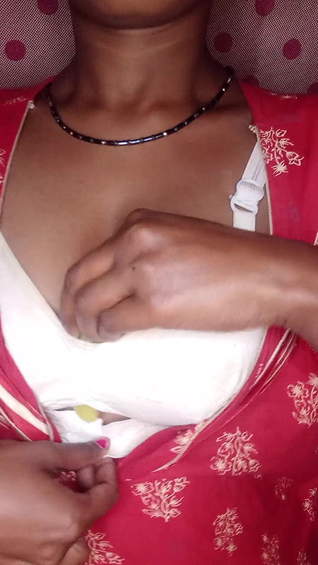 Indian hot bhabhi fingered her pussy and cumshot her (Hindi audio) India local video bhabhi