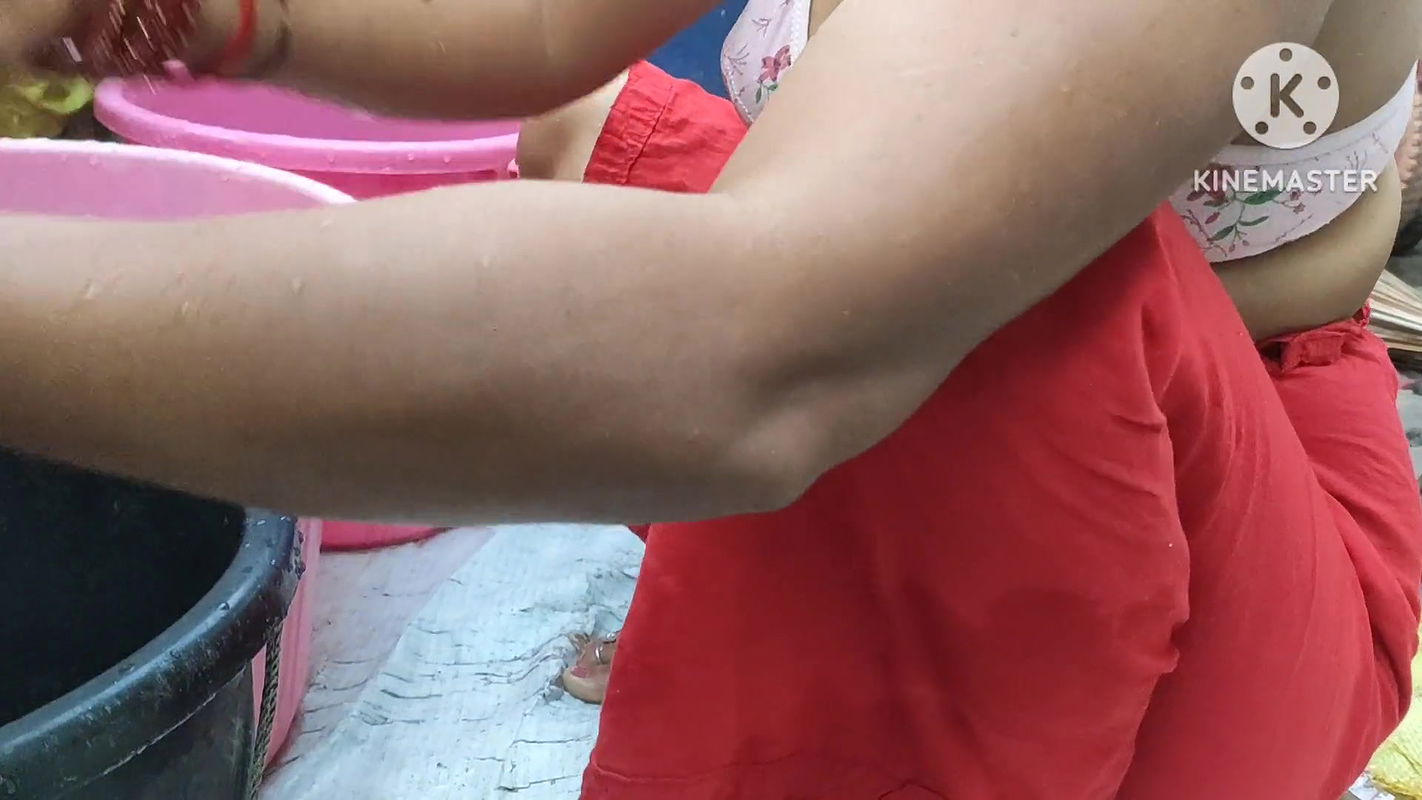 Indian house wife have beautiful figure out