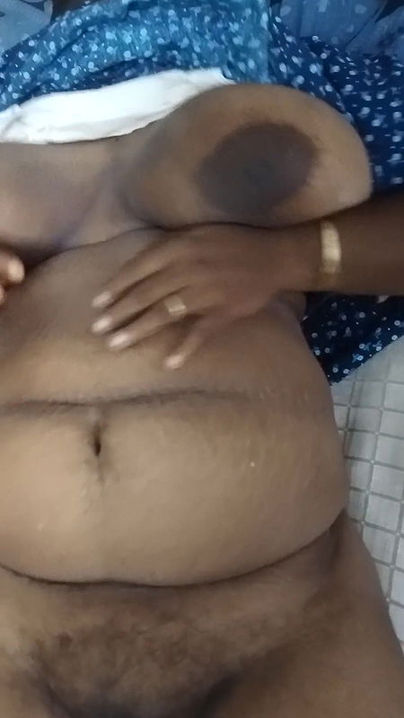 Indian Housewife Bedroom Finger Performance