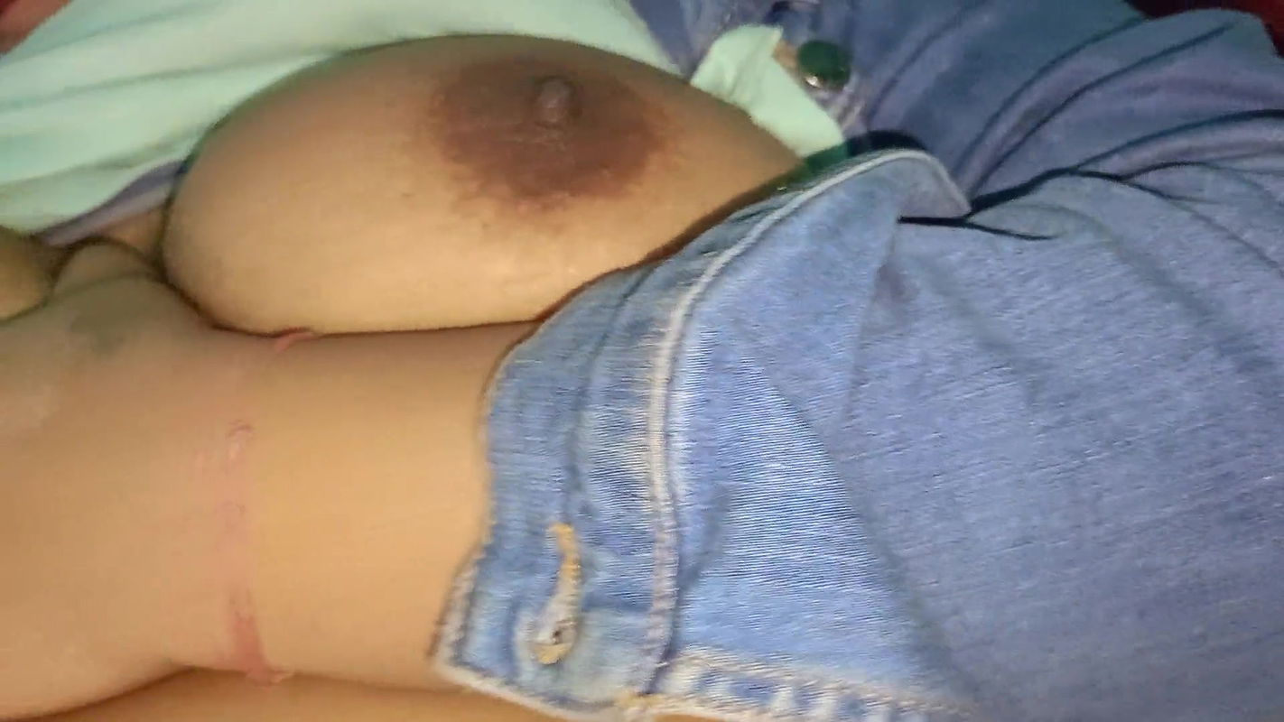 Indian milf masturbate fingering close upwet juicy pussy and squirt orgasm