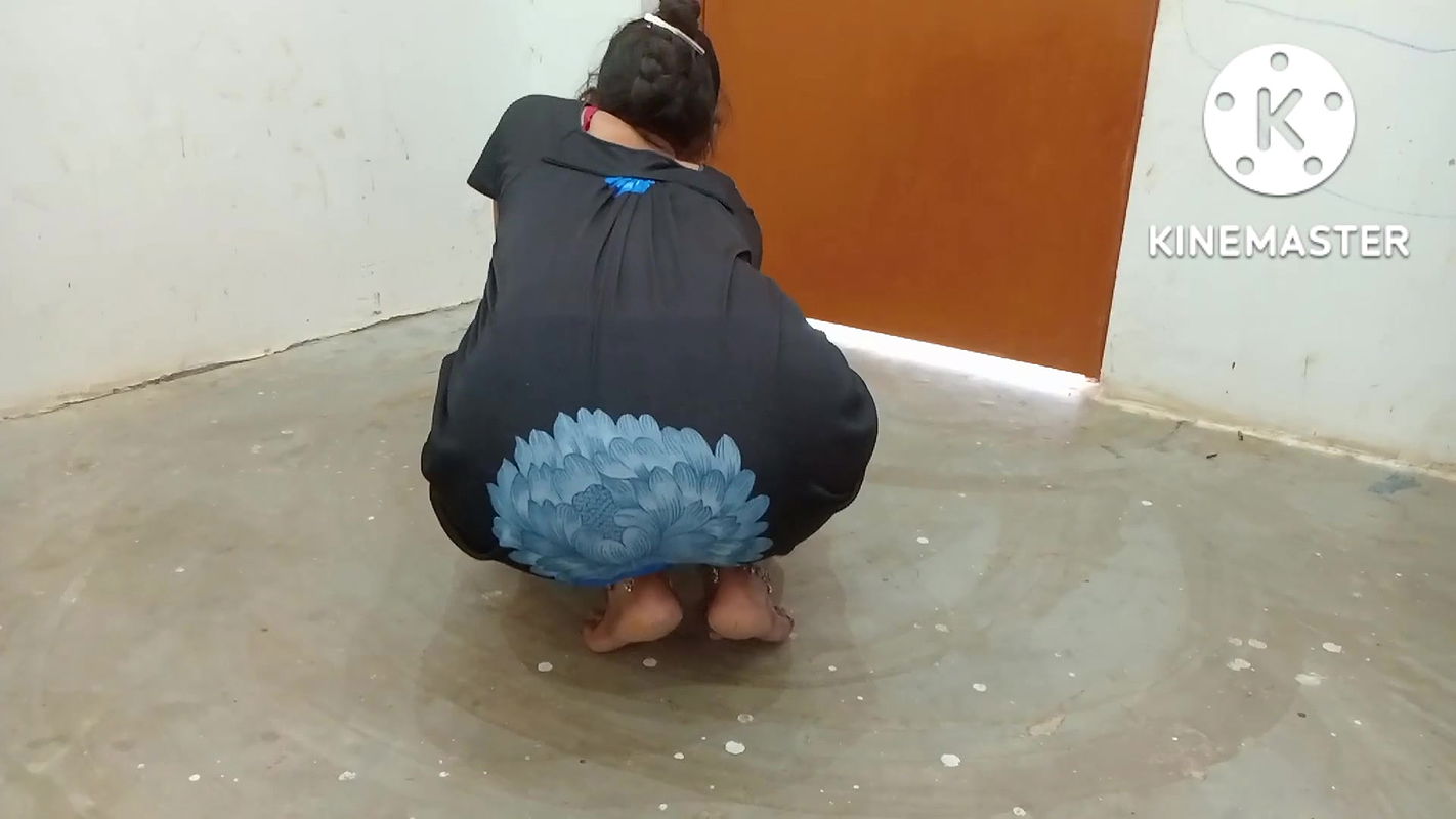 Indian mom in nighty cleaning home show porn radar your priya bhabhi