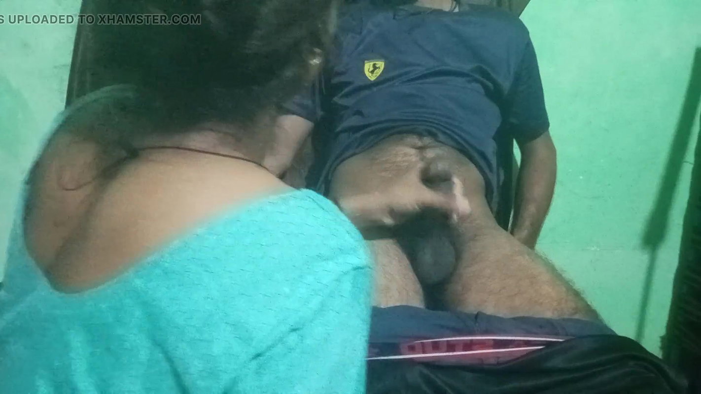 Indian nurse suck his doctor cock and he will give him cumshot