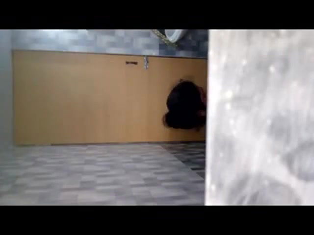 next door bhabhihower mms