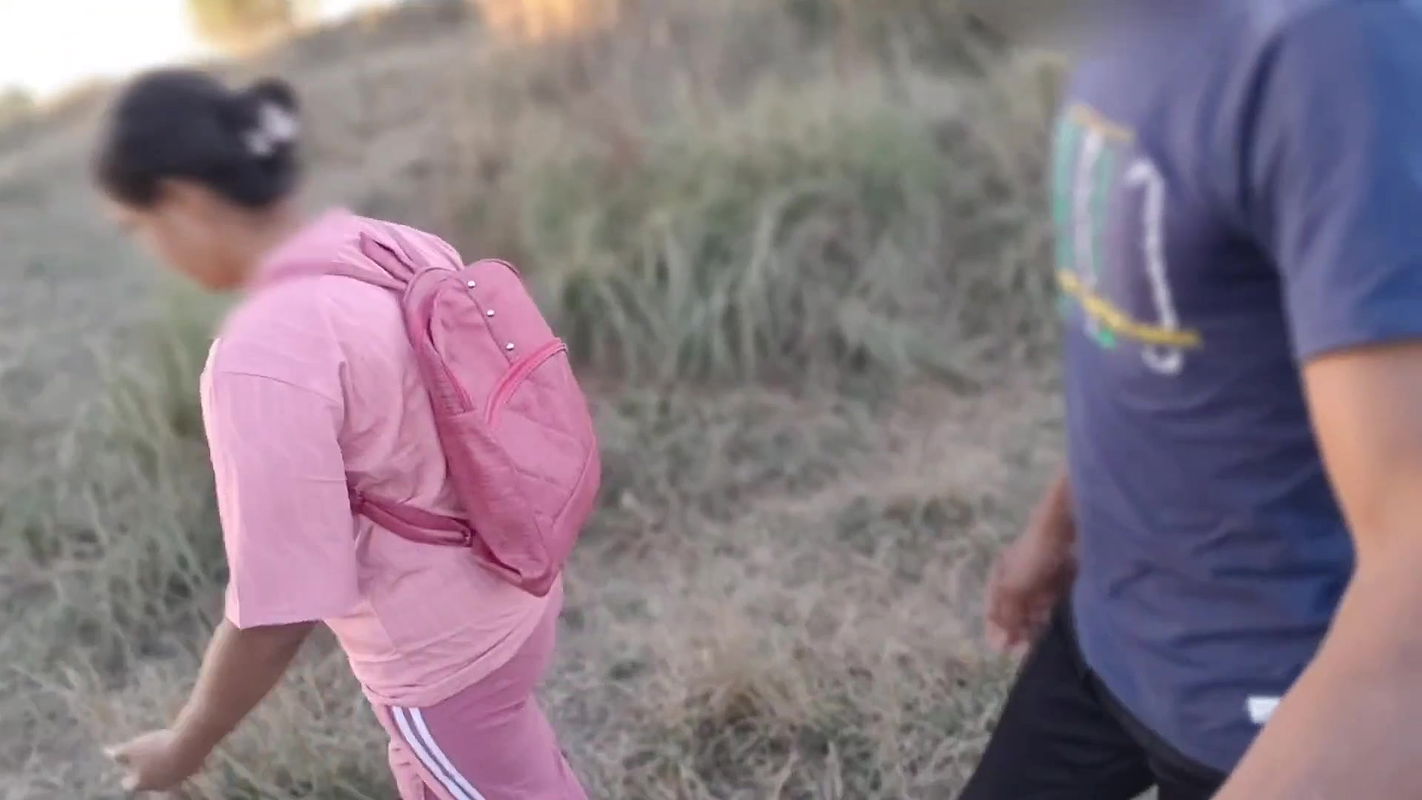 Indian School girl Outdoor jungle Sex viral video MMS