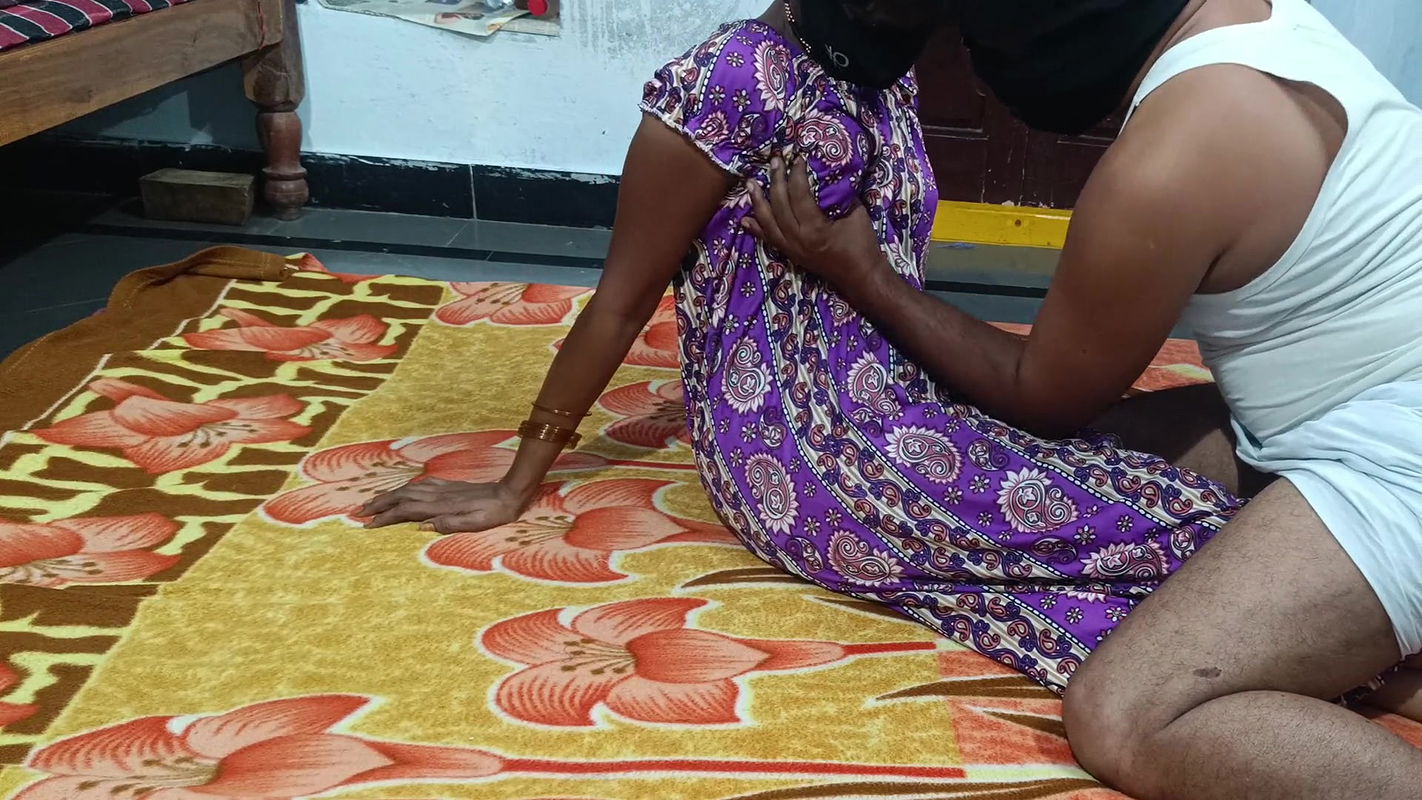 Indian Village hot wife Homemade pussy fingered Doggy style Fuking