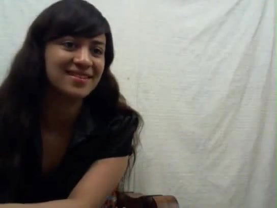 paki babe cheating hubby online