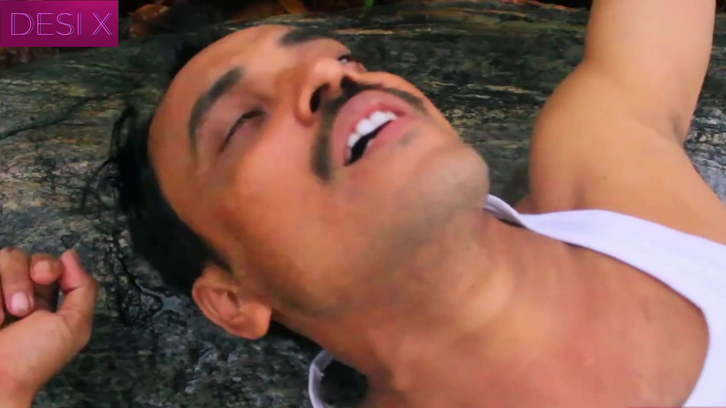 Jangal ma Mangal Desi style Public sex Blowjob doggy style