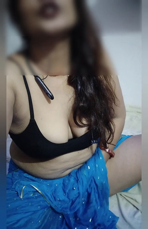 Jawan Naukar Ke Shaat Chudai Story