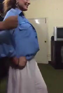 pakistani police man dacing with raand