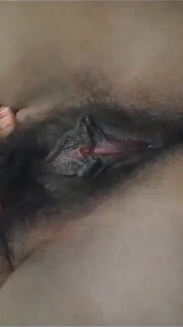 Sexy Village Girlfriend Showing Nude And Hairy Pussy