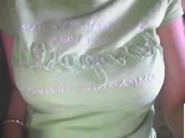 pakistani wifehowing tits to net friend