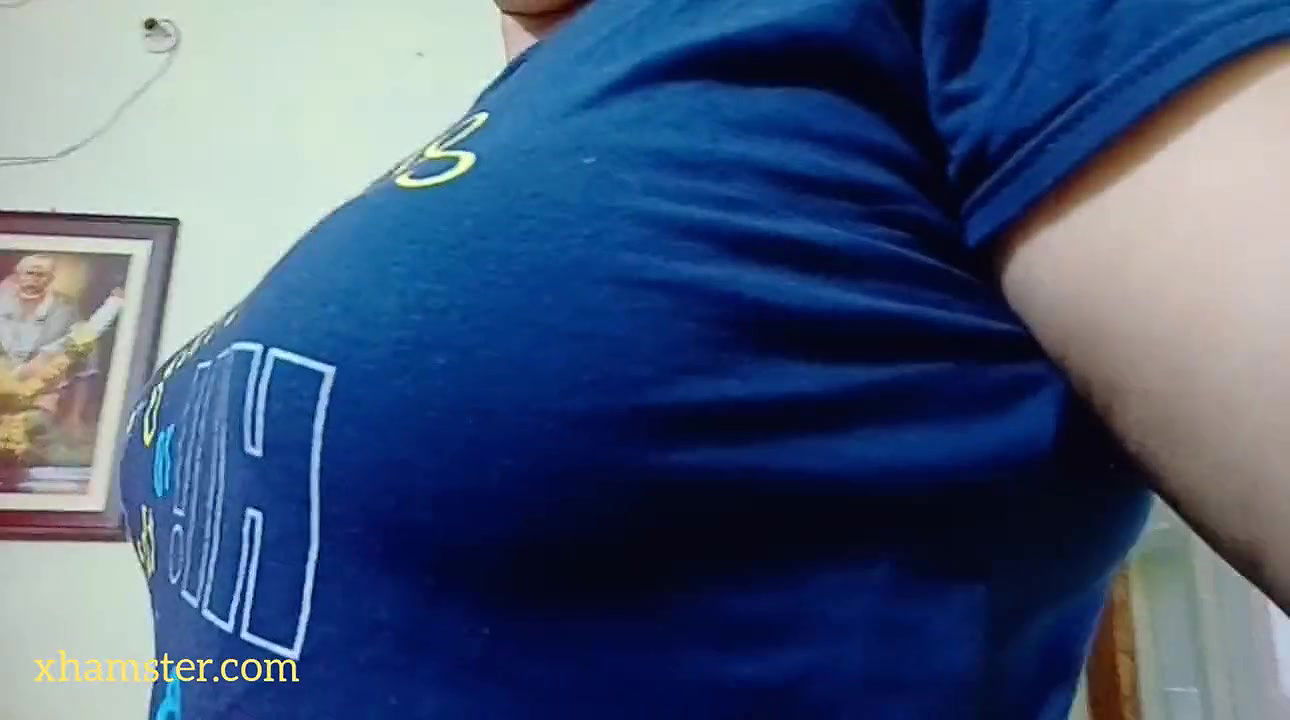 Hot ass Sangeeta gets hotter on treadmill and starts talking dirty ( Hindi audio)