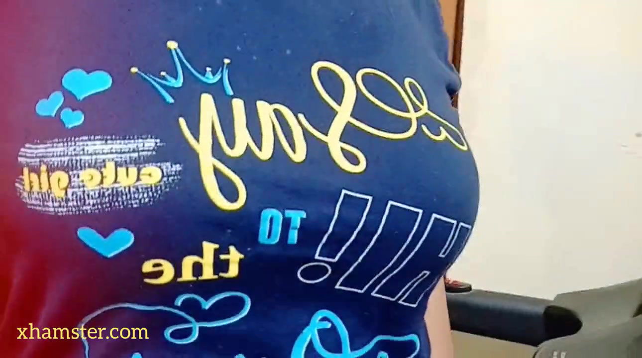 Hot ass Sangeeta gets hotter on treadmill and starts talking dirty ( Hindi audio)