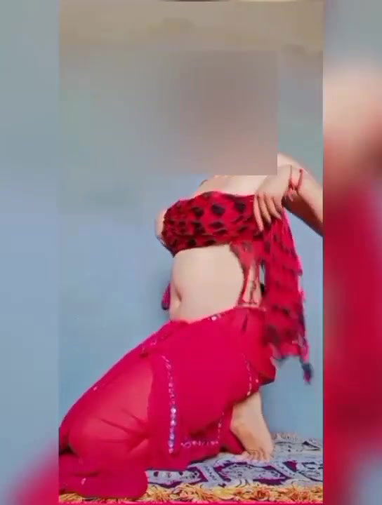 Horny – House owner (Makan Malik)