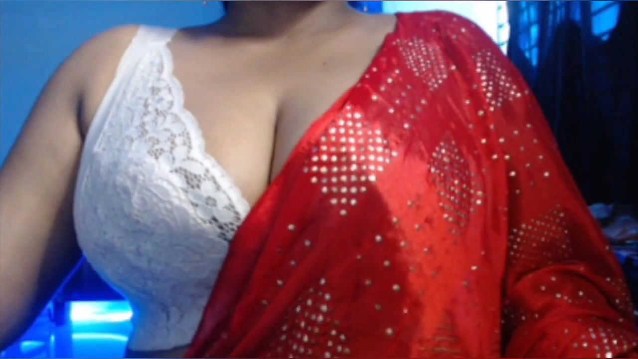 Girl is enjoying sex by wearing nipple clamps on her nude boobs