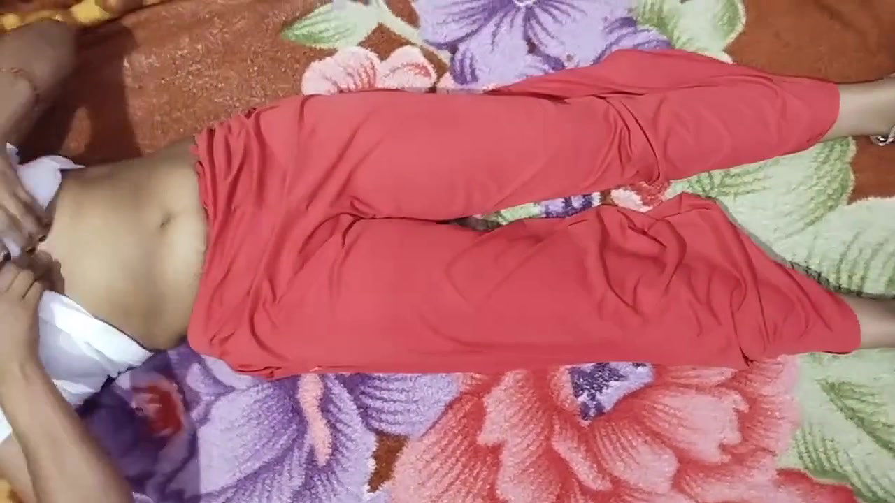 Fast anal sex in doggystyle with Indian bhabhi – very painful