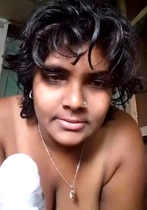 aleshni bhabhi dressing up in front of lover