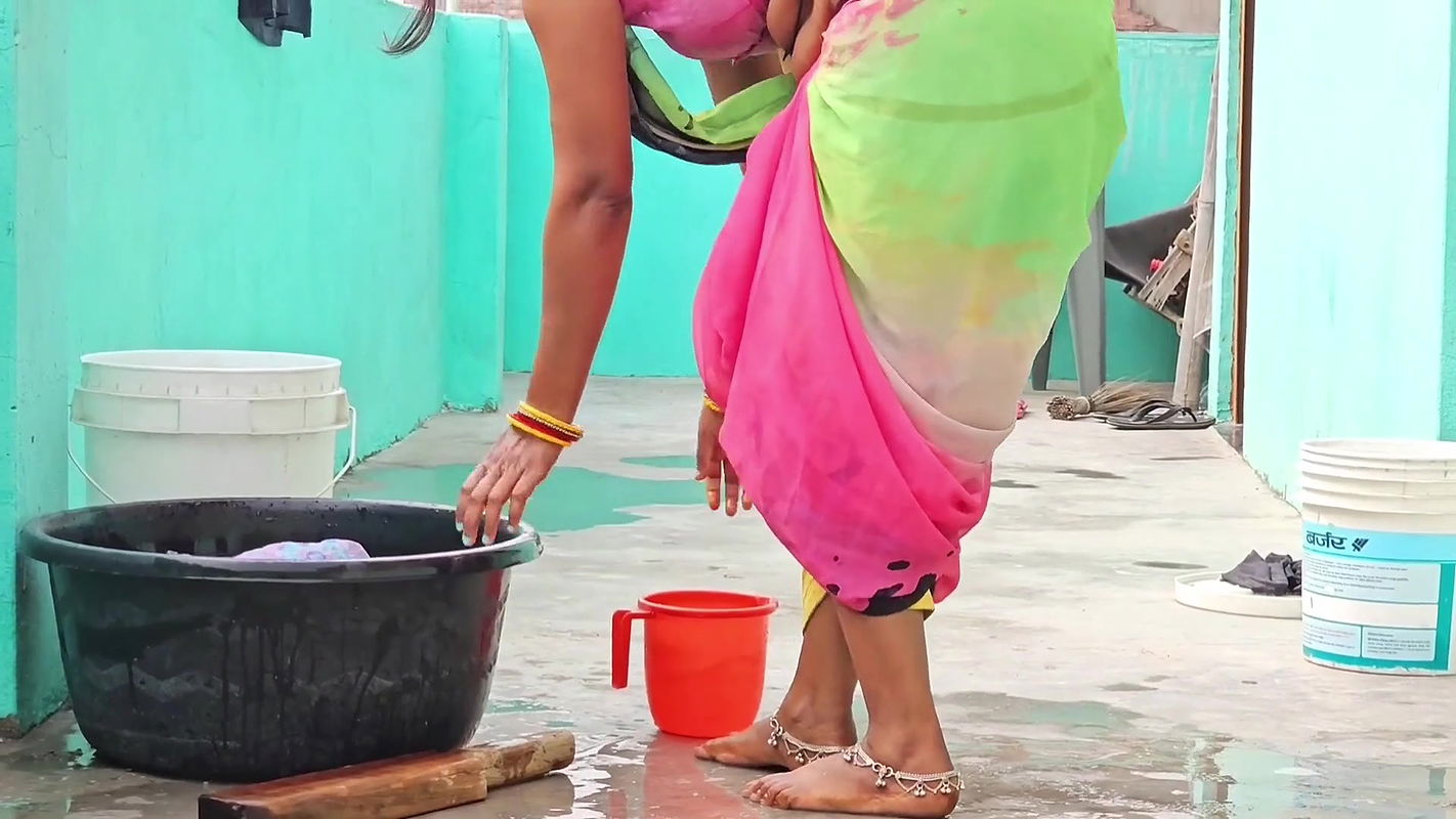 Hot Bengali village housewife fucking hard with her devar, Bengali real housewife fucking