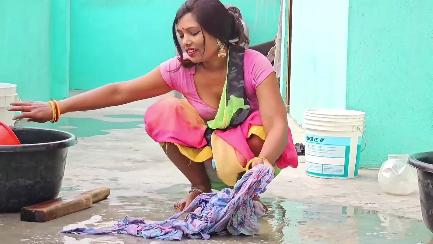 Hot Bengali village housewife fucking hard with her devar, Bengali real housewife fucking