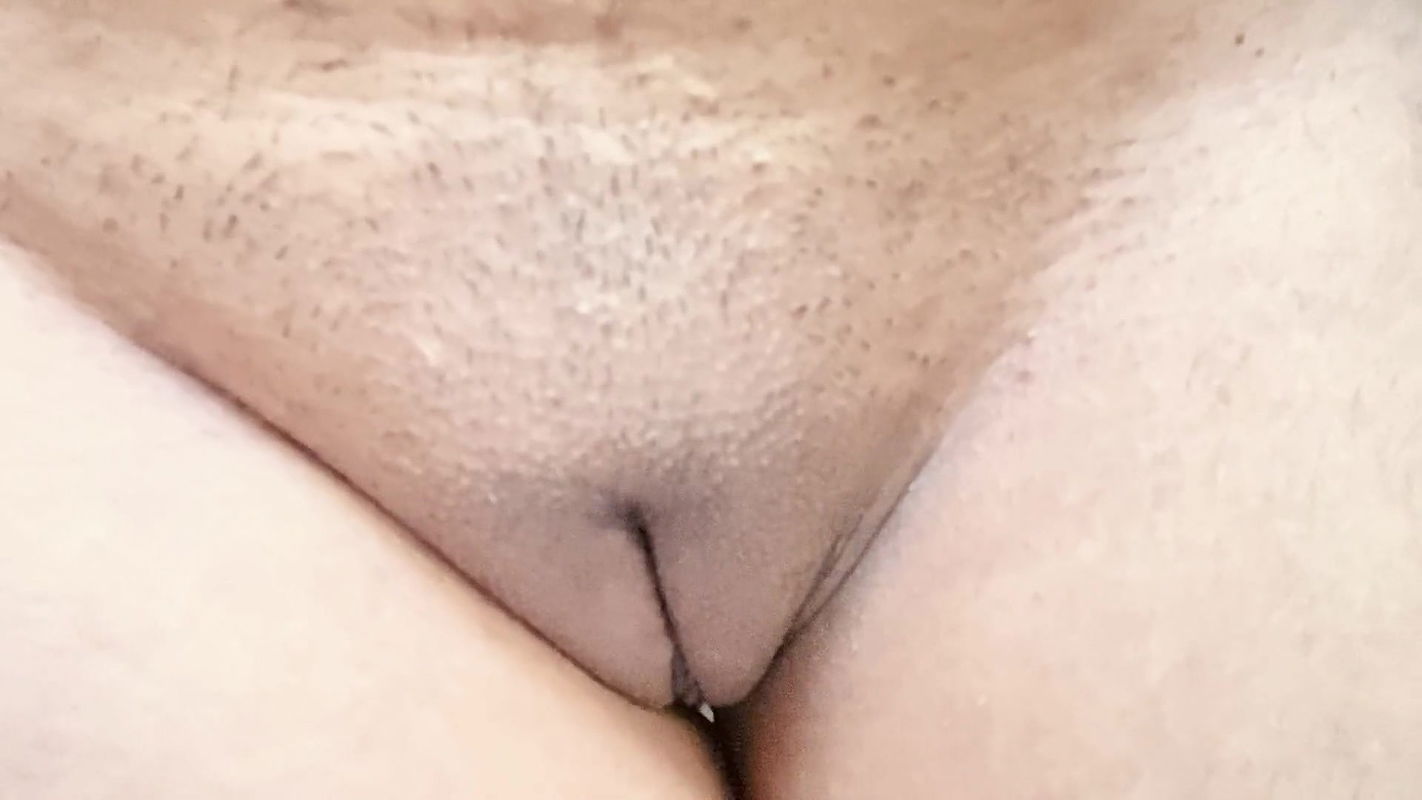 Hot Asian college girl skinny pussy