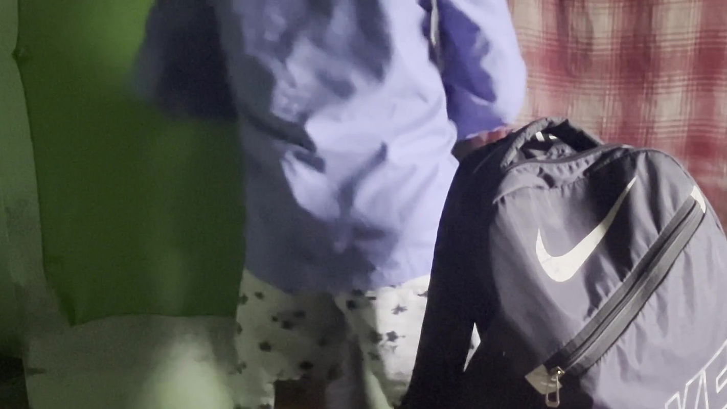 Gurd ne college girl ke sath kiya romance, kya hua