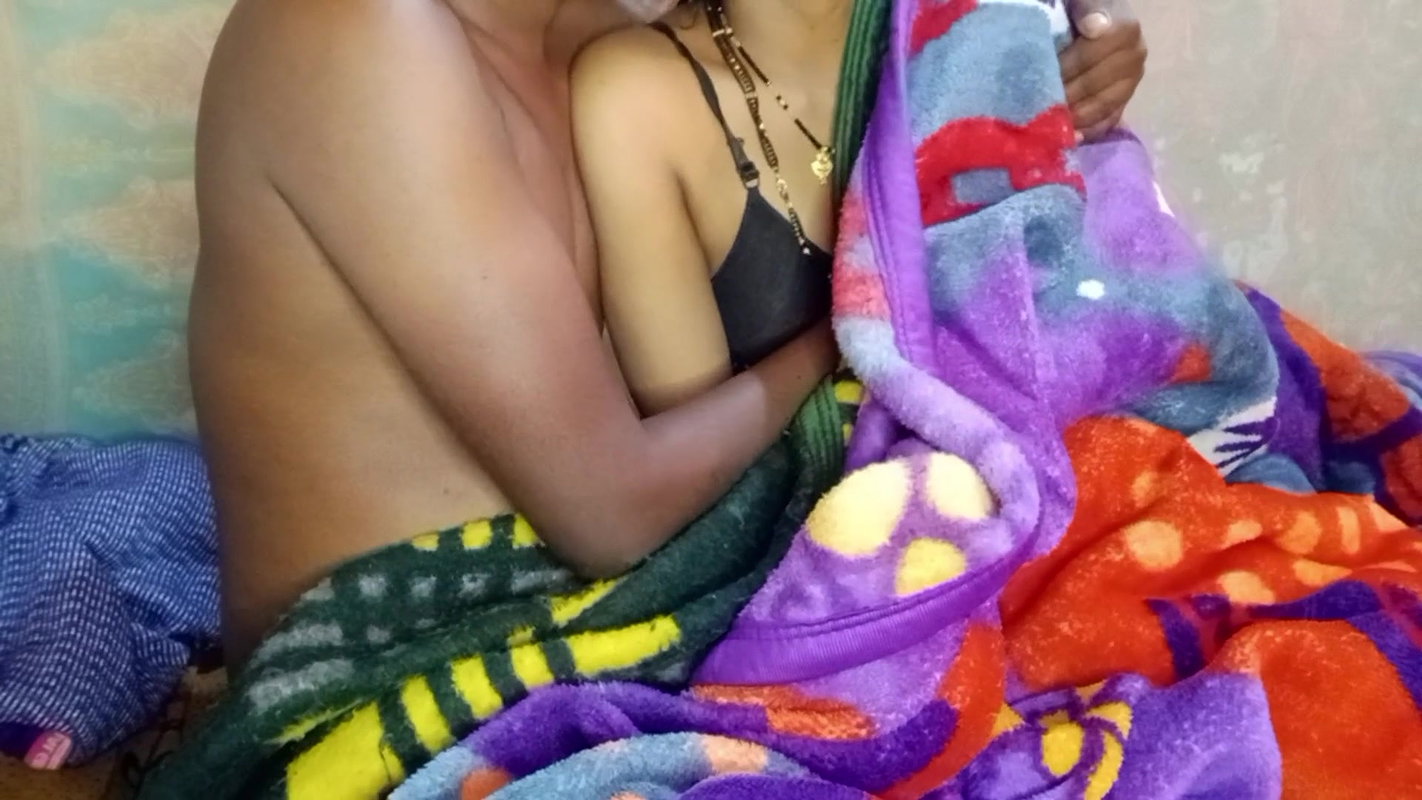 Fucked uncle by blowing the quilt