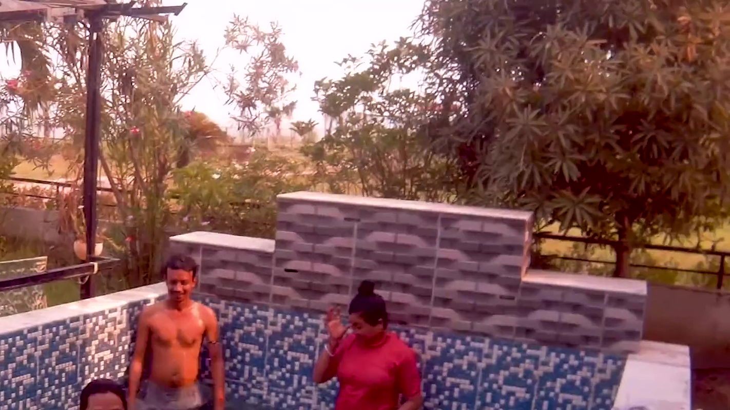 exchange, pool sex——-