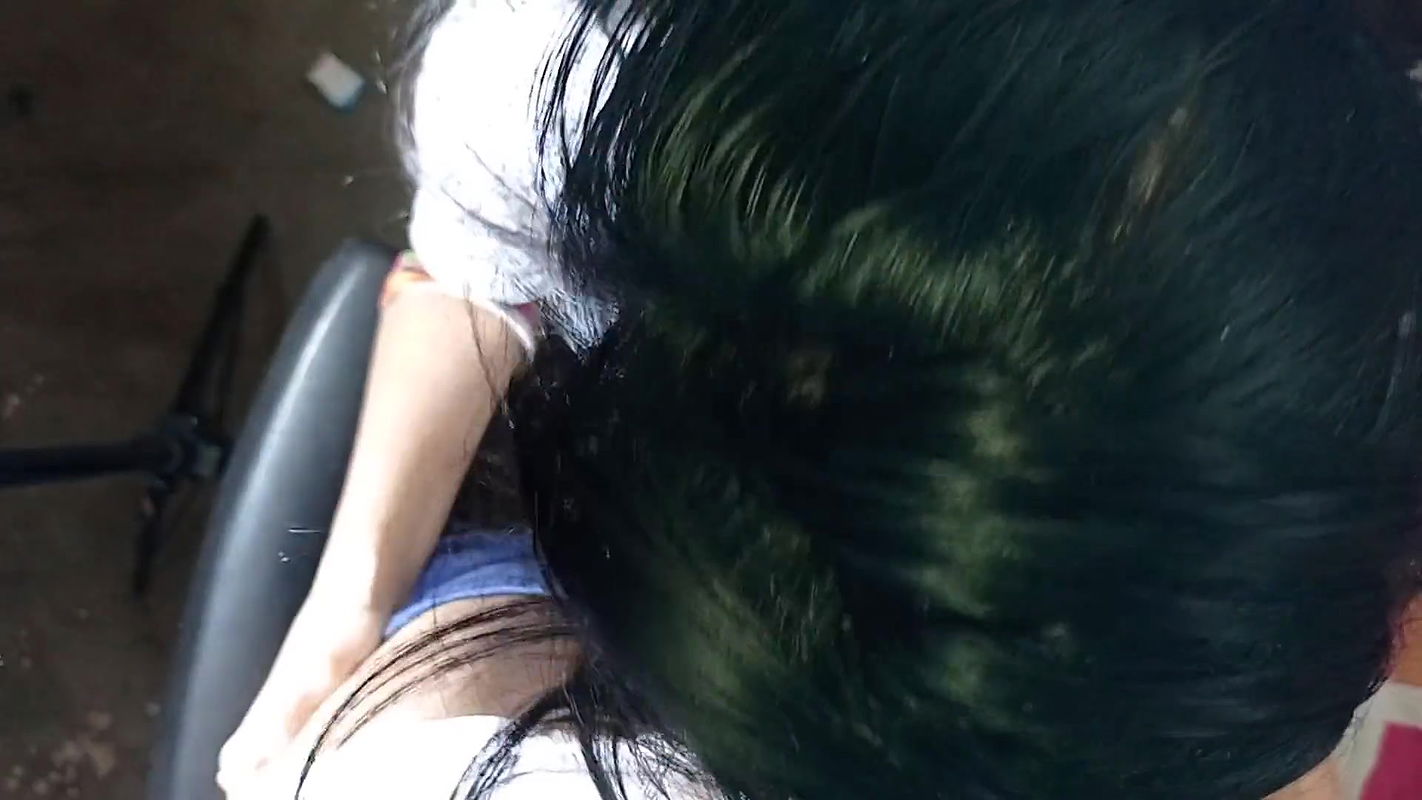 Electrician ka kala mota bada lund dekh bhabhi apne aap ko rok nhi payi HD clear hindi audio desi Indian porn sex video