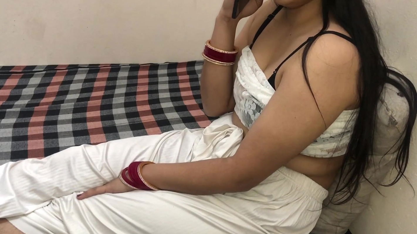 Dost ko bula ke us se boor chatwayi