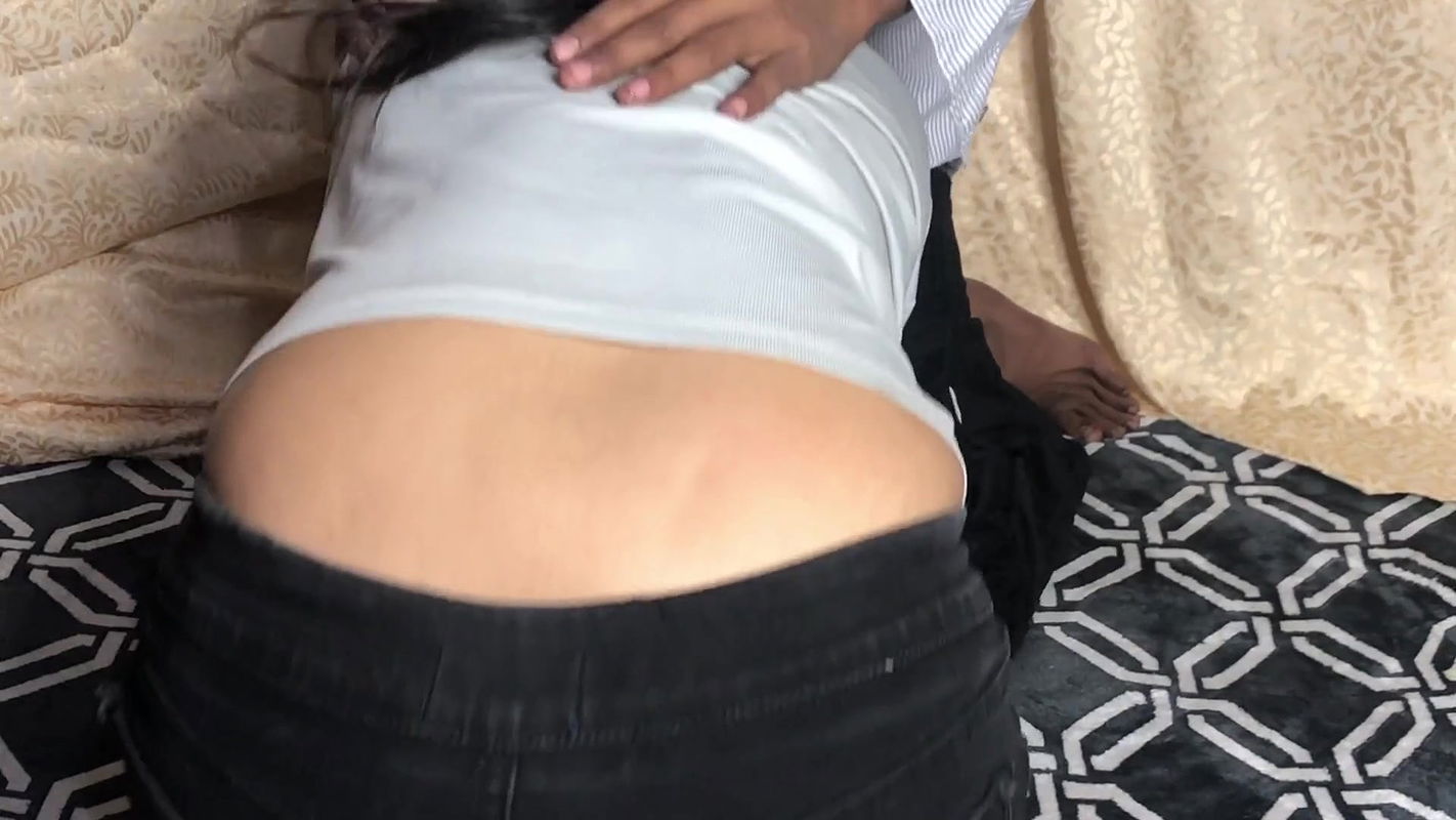 Dost ki maa ko jor jor se pela