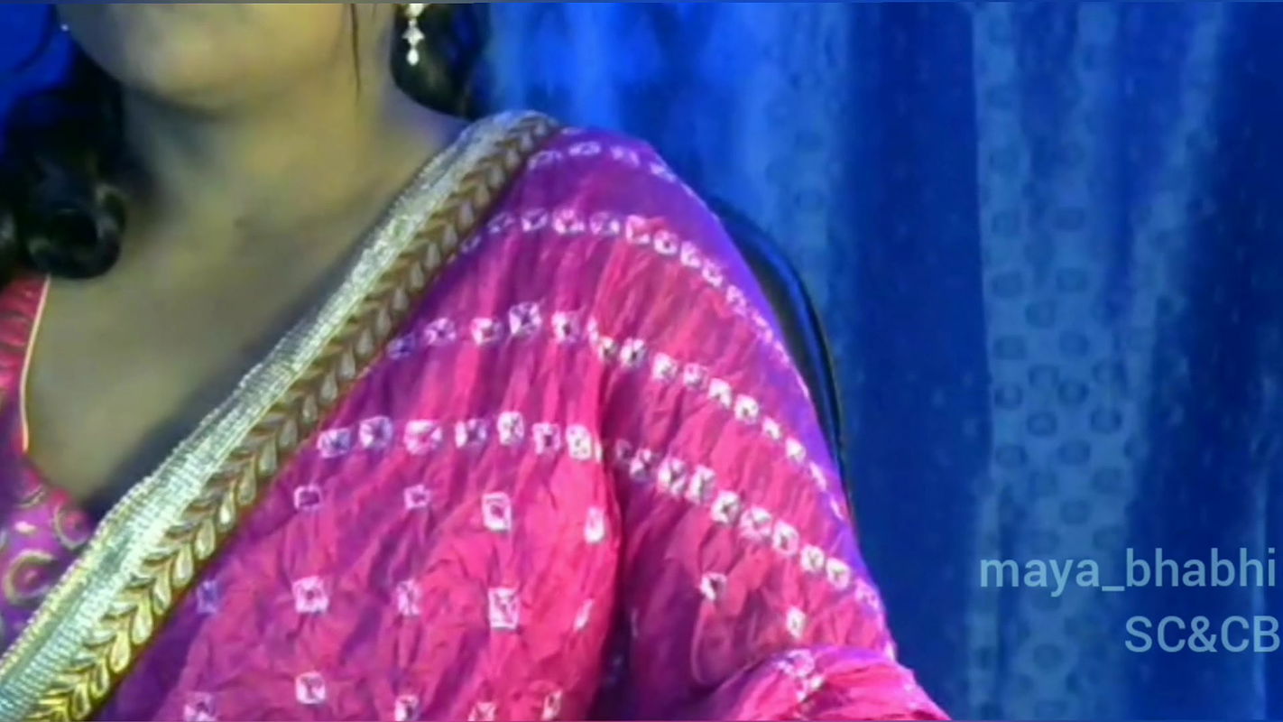 Desi sexy girl getting hot while dancing