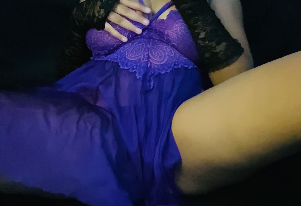 Desi Indian girl pussy rubbing