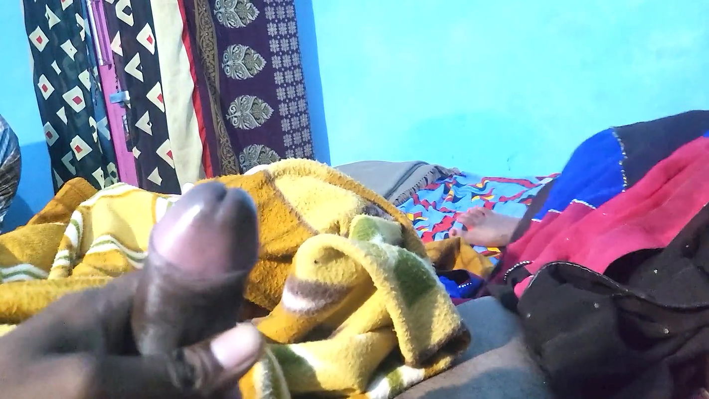 Deshi bhabhi fucked by boyfriend in clear hindi audio