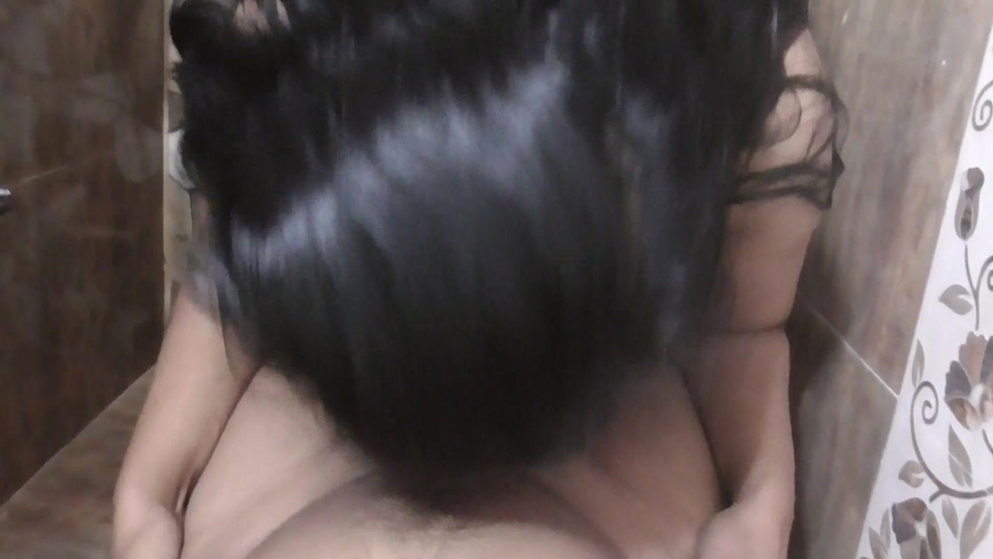 Caught By Stepmom While She Showering in Bathroom and I Fucked Her